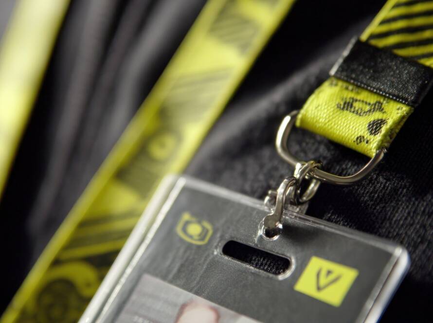 tip tarjeta identificacion profesional seguridad privada